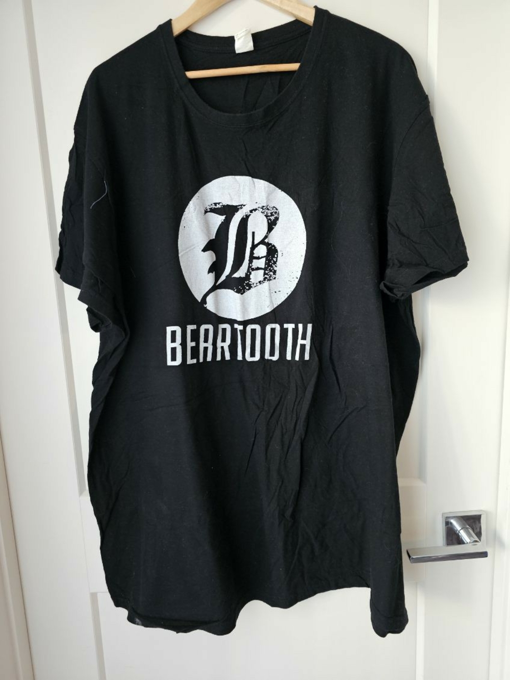 Beartooth-Black Graphic Tee - Men